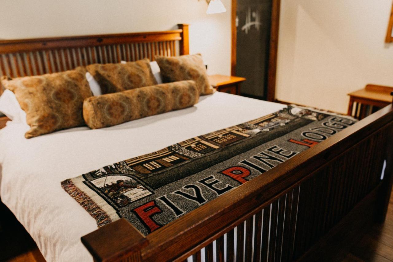 Fivepine Lodge シスターズ エクステリア 写真
