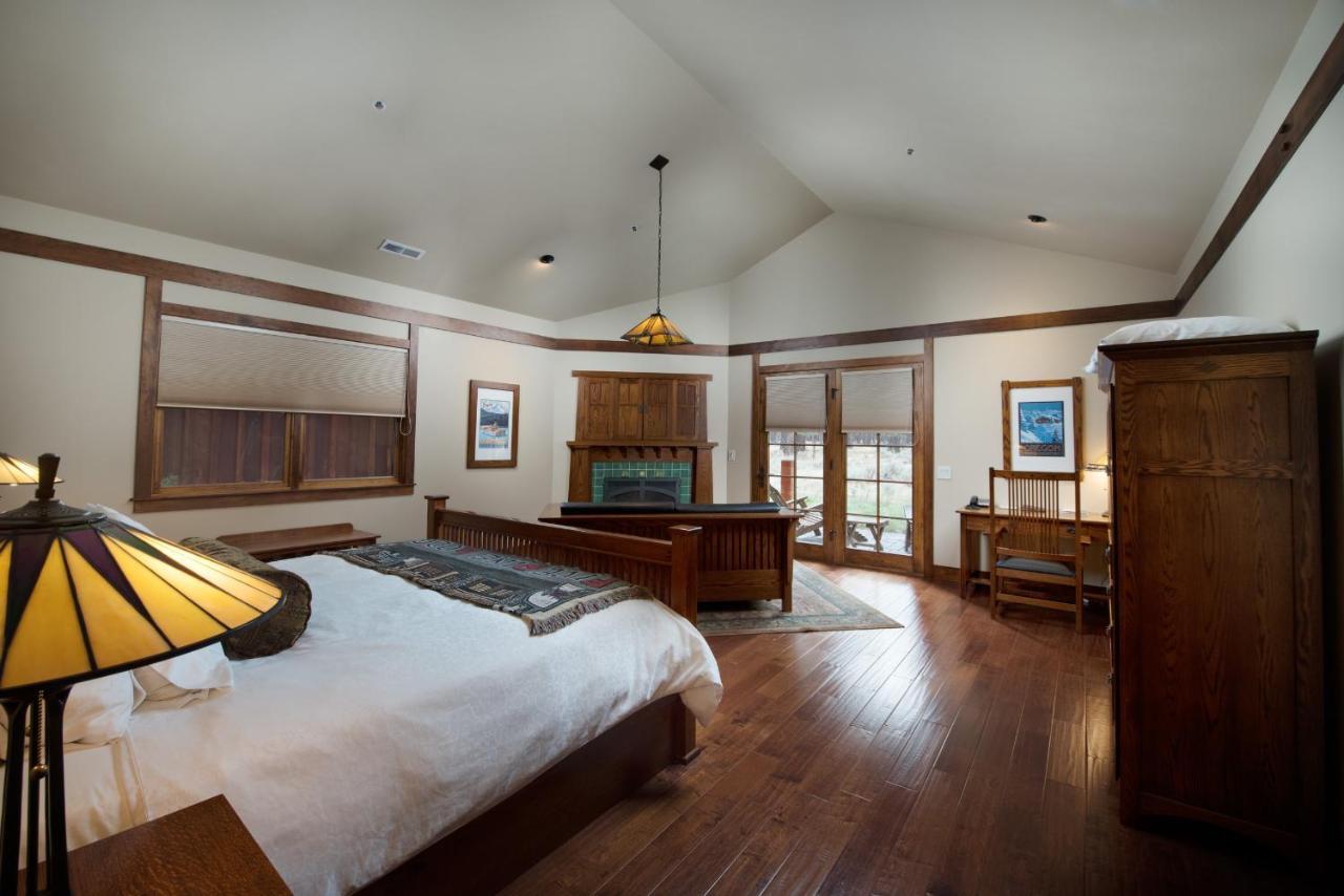 Fivepine Lodge シスターズ エクステリア 写真